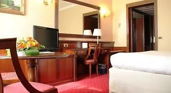 Atahotel Executive Milan 4*,  Italy