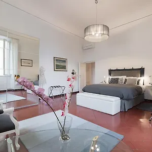 Old Bridge: Historical And Chic Holiday home Florence